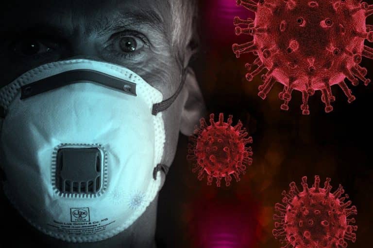 Csak az EU-ban 59 ezer koronavírusos halálesetet kerülhettünk el