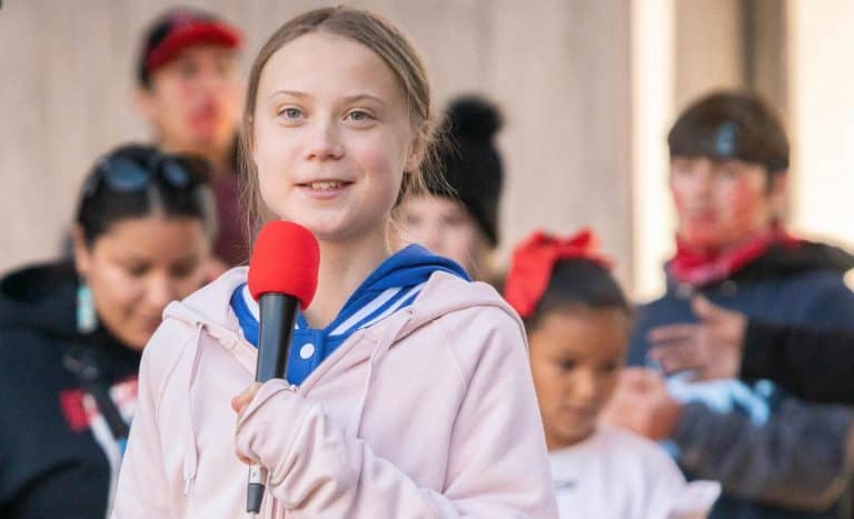 Greta Thunberg: „Együtt kell megküzdenünk a koronavírussal és a globális felmelegedéssel”