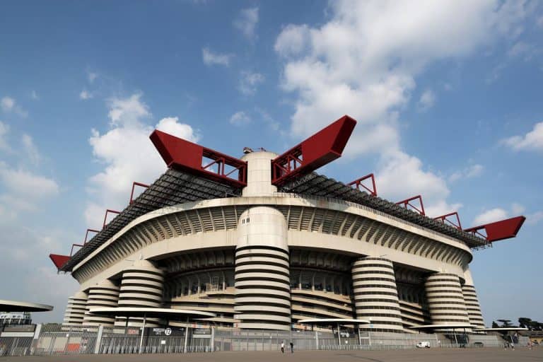 Lebonthatják a San Siro-t, 60 000-es stadion épülhet a helyére