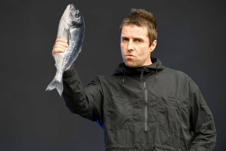 Liam Gallagher a Manchester City harmadik mezéről: „az első vuhani gépre felraknám azt, aki tervezte”