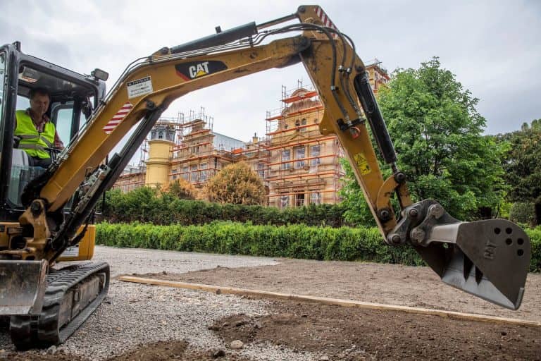 A KSH számításai szerint 2.2 százalékkal nőtt a magyar gazdaság teljesítménye