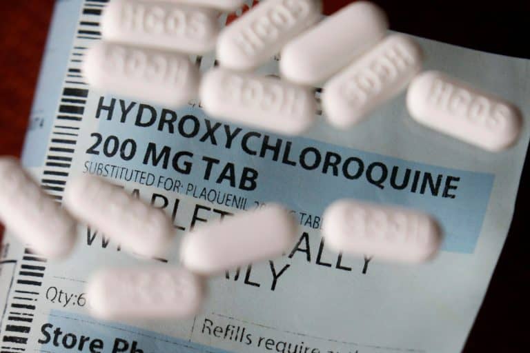 Biztonsági okok miatt felfüggeszti a WHO a hidroxiklorokin klinikai kísérleteit