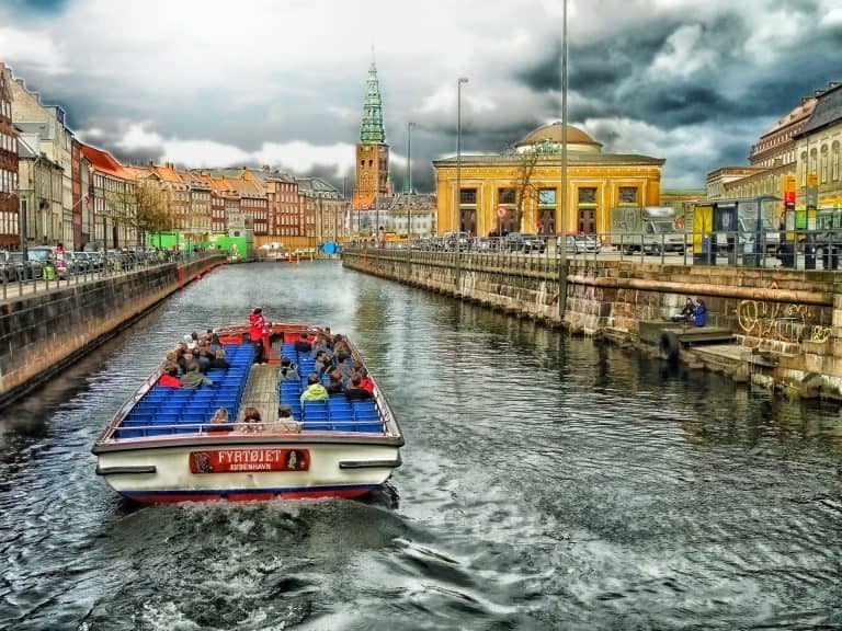 Dánia fogadhatja a német és a norvég turistákat, a svédeket viszont nem