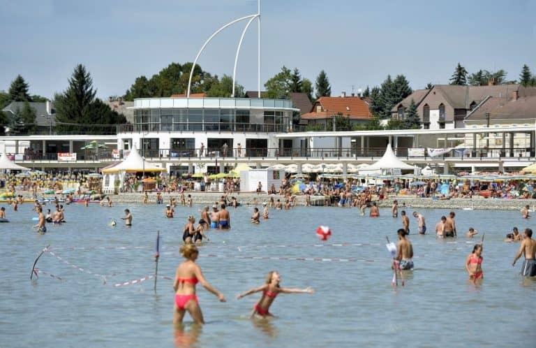 Jó ideig le kell mondanunk a korábban megszokott strandolásról