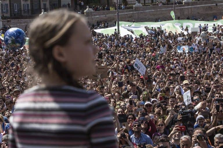 Greta Thunberg: a vezetők csak szelfizni akarnak, hogy jó színben tűnjenek fel