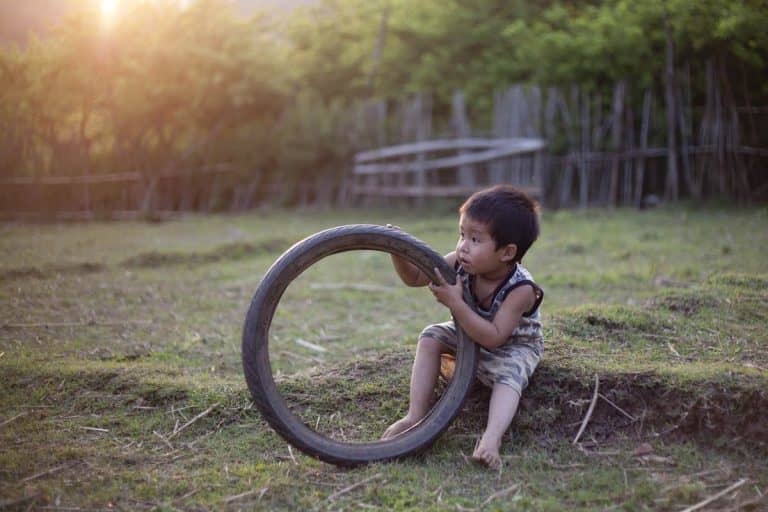 UNICEF: 120 millió gyereket taszíthat nyomorba a koronavírus