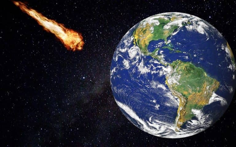 Futballpálya méretű aszteroida fog elsuhanni nemsokára a Föld mellett