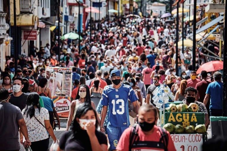 Brazília válasza a rekordmennyiségű fertőzöttre? A nemzetközi repülőutak engedélyezése