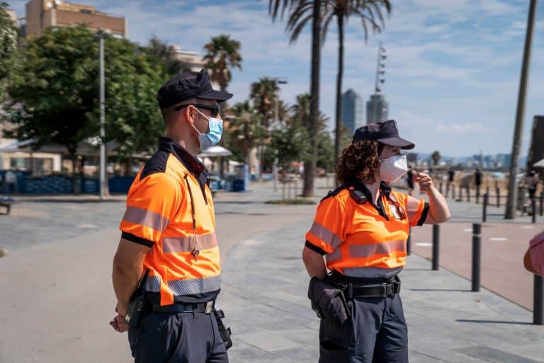 Már a 650 ezret is meghaladta a koronavírus halálos áldozatainak száma a világon