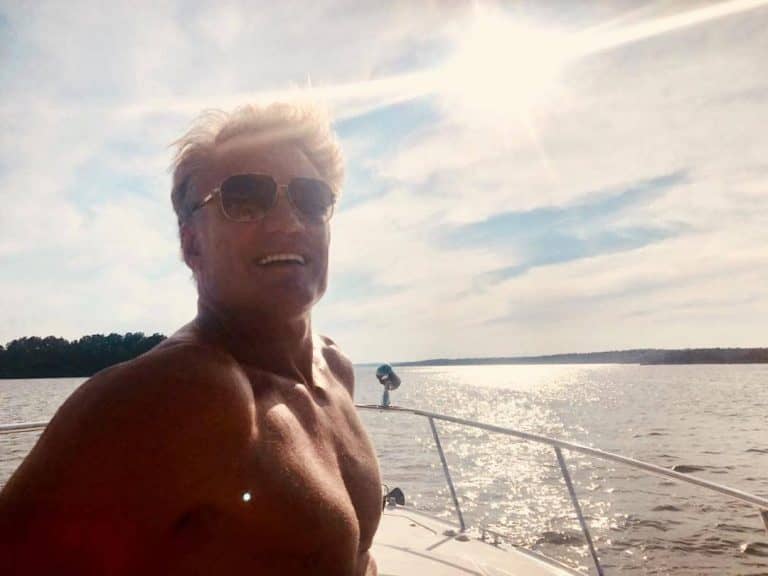 Így néz ki a 62 éves Dolph Lundgren majdnem 40 évvel fiatalabb szerelme