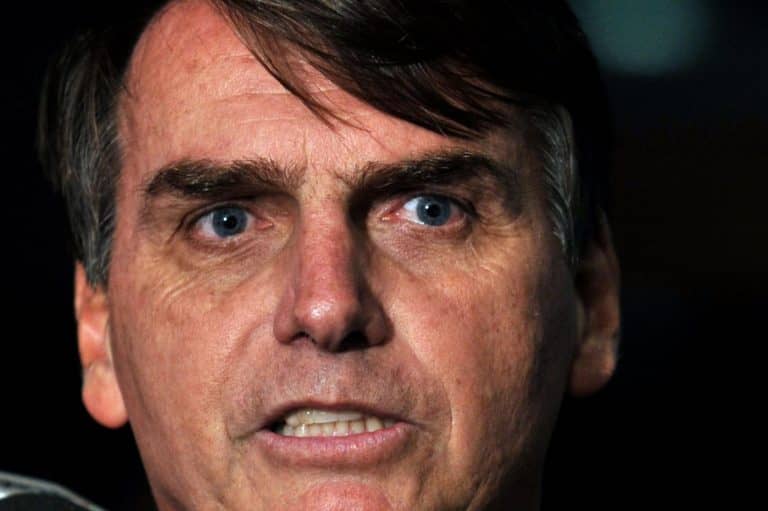 Koronavírus – Bolsonaro újabb őrült ötlettel jelentkezett