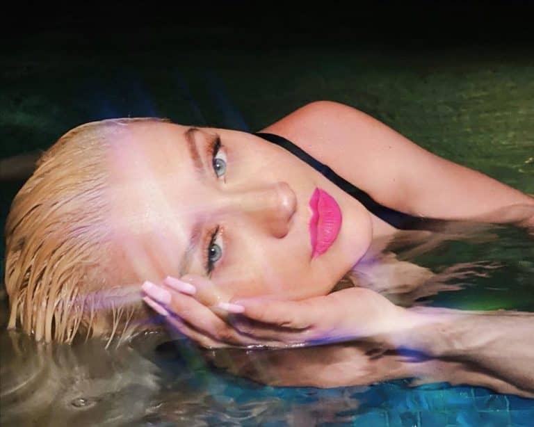 Christina Aguilera hatalmas mellbedobással őrjítette meg a rajongókat