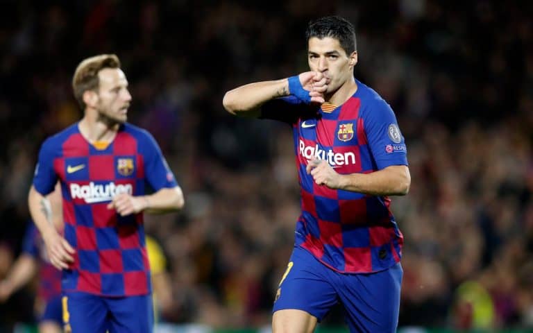 Suárez értékelné, ha az elküldését is személyesen közölné vele a Barcelona: mennie kell, vagy csere lesz?