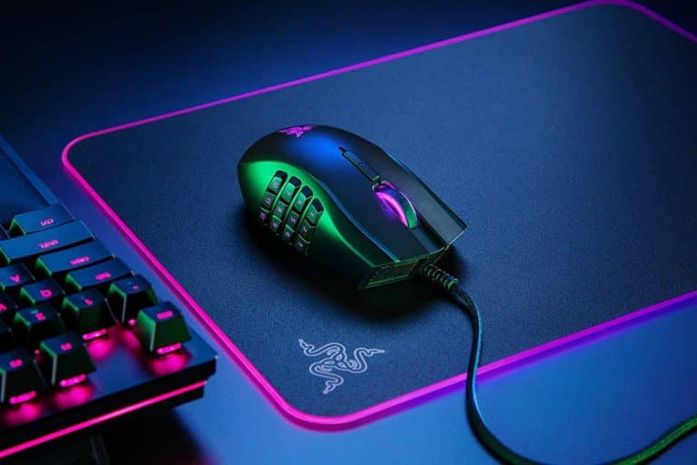 Balkezes gamerek, figyelem! Imádni fogjátok a Razer új gamer egerét!