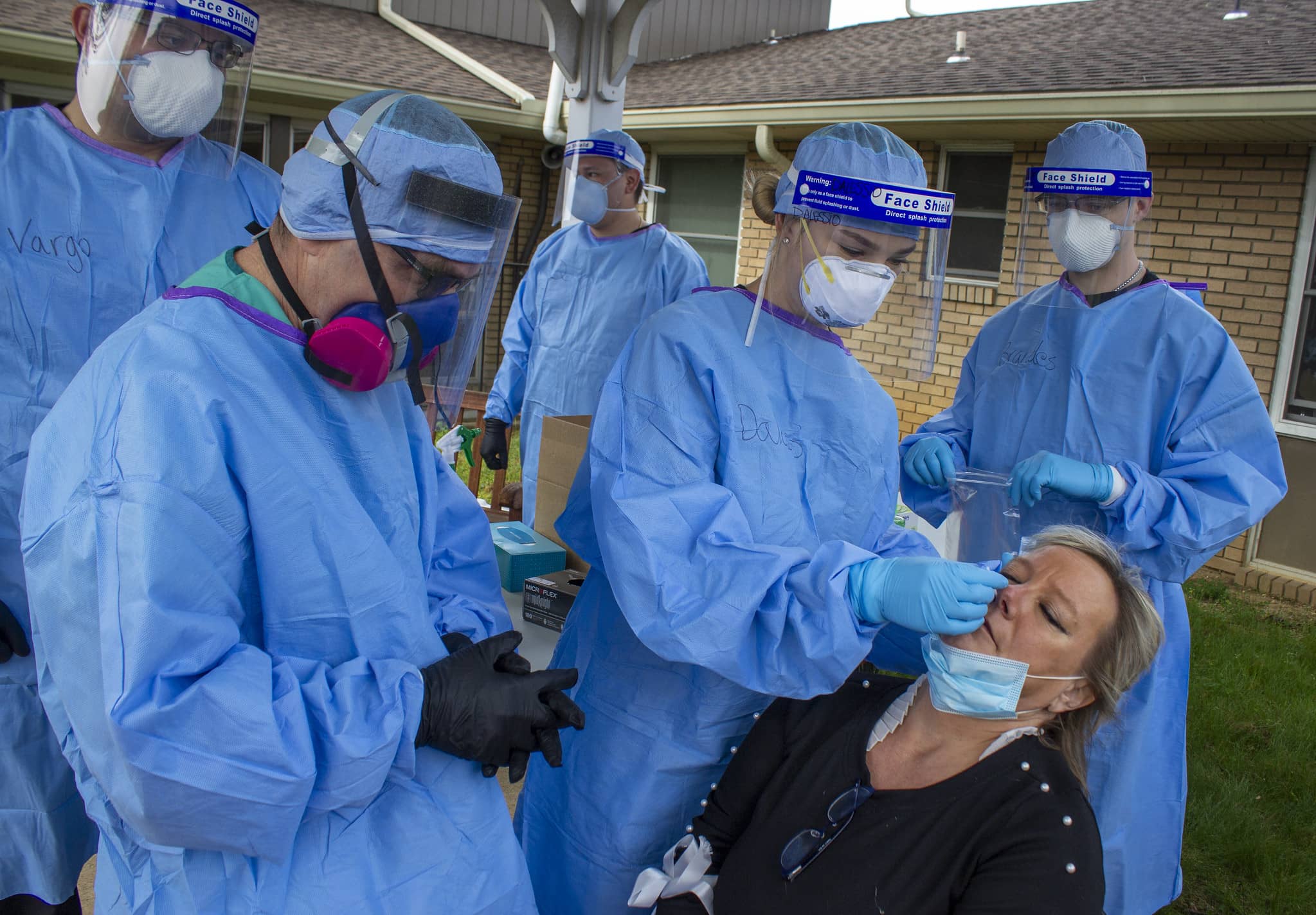 809 új koronavírus-fertőzöttet találtak Magyarországon, 6 ember elhunyt