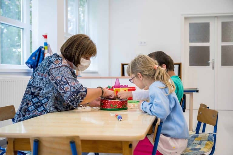 Póta: 100 százalékosan lehetetlen megállapítani a gyerekekről, hogy koronavírusos-e