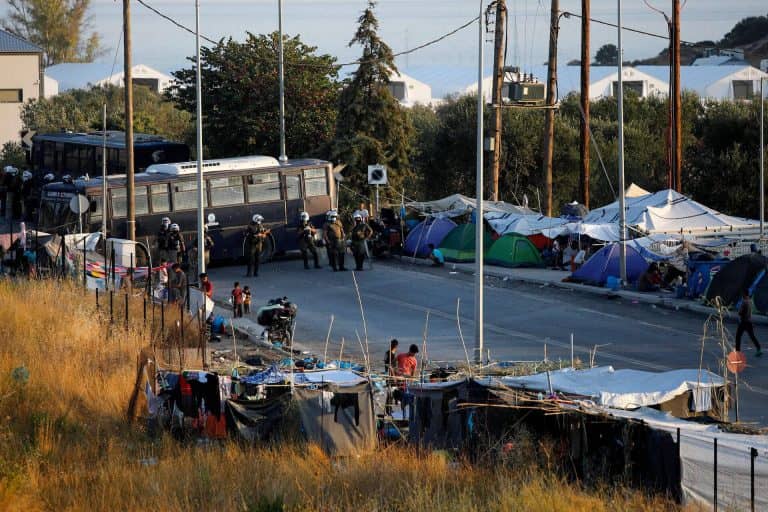 Magyarország is küldött segélyszállítmányt a leszboszi táborba