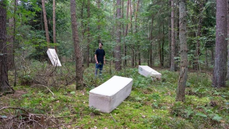 Halálunk után is „élhetünk” ebben a lebomló, természetes anyagokból készült koporsóban