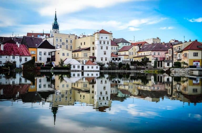 Részletes koronavírus-adatok Csehországból, ahol egyre romlik a járványhelyzet