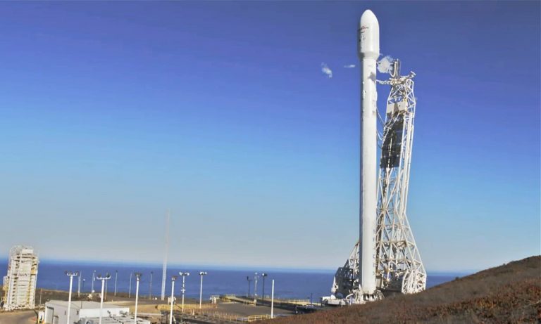 Két másodperccel kilövés előtt fújták le a SpaceX misszióját