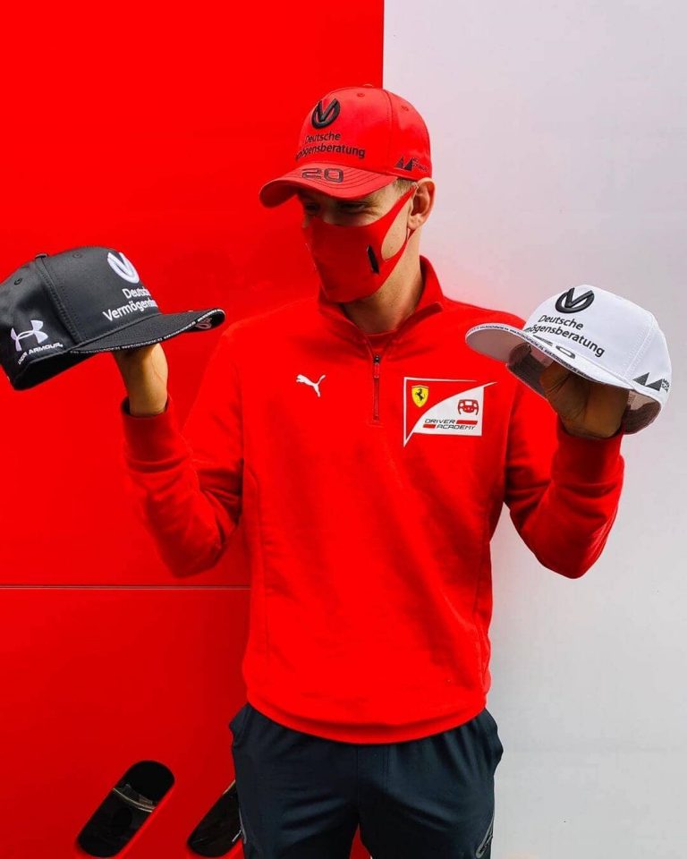 A név kötelez: Mick Schumacher már ott is van az F1-es gépben!