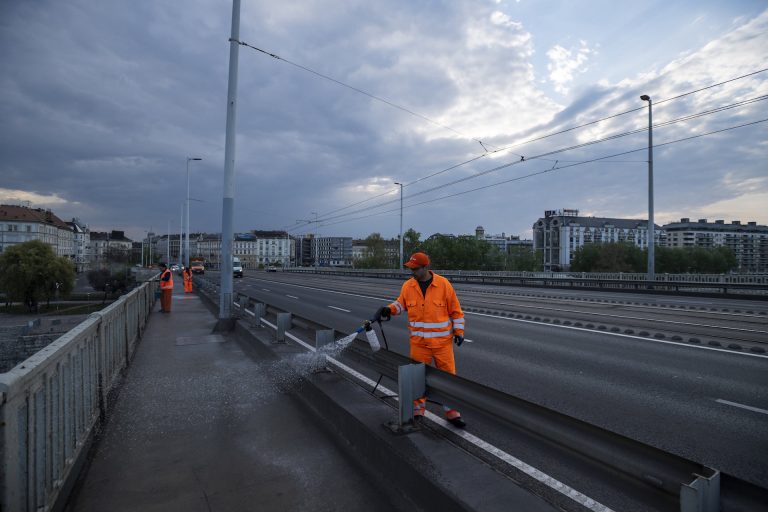 Újabb családtámogatási elem –  akár 10 millió forint vissza nem térítendő támogatás is igényelhető