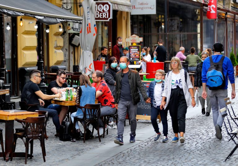 Államtitkár: Románia elvesztette a harcot a COVID-19 ellen