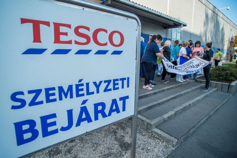Extra bónuszt fizet a Tesco a magyarországi dolgozóinak decemberre?