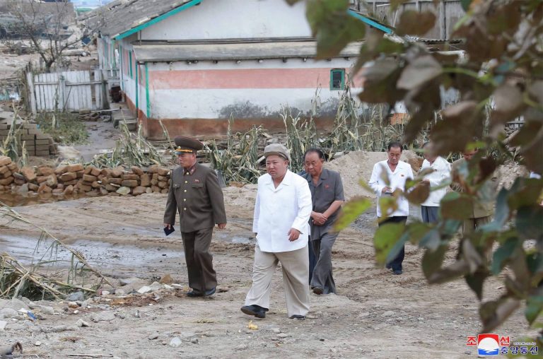 Titkos koronavírus-haláltáborokat rejtegethet Észak-Korea a kínai határnál