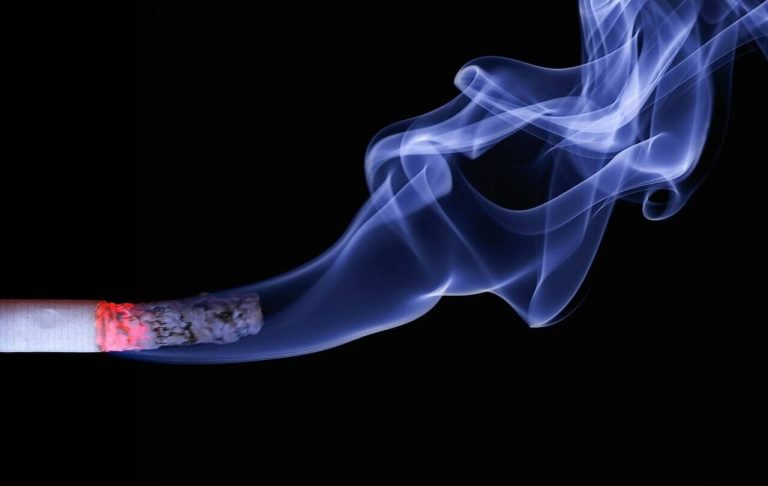 A 13-15 éves magyar fiatalok harmada próbált már valamilyen dohányterméket