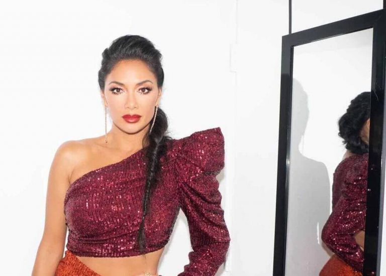 Nicole Scherzinger ezzel a dekoltázzsal óceánokat lenne képes kettéválasztani