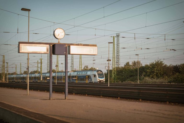 Remek híreket kaptak a magyar vonatkedvelők és vonattal utazók