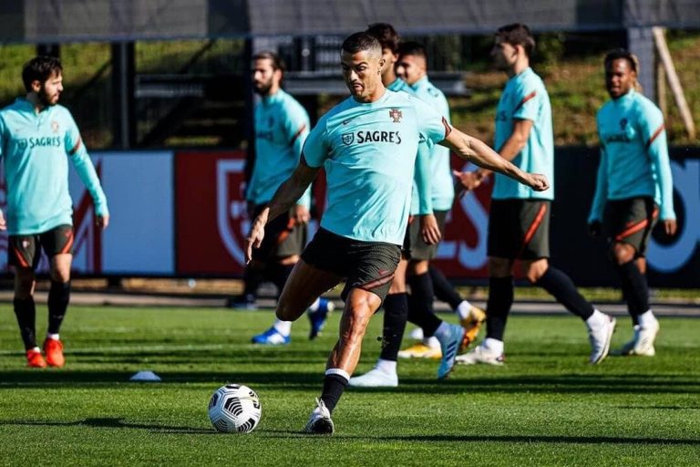 Cristiano Ronaldo meglepő nyilatkozata: ezt választja inkább a futball helyett a tévében