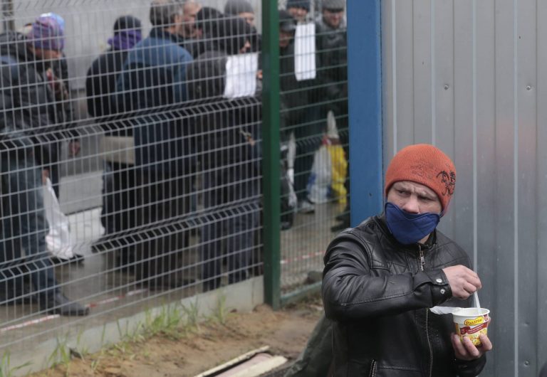 A kormány támogatást biztosít a hajléktalanok ellátására