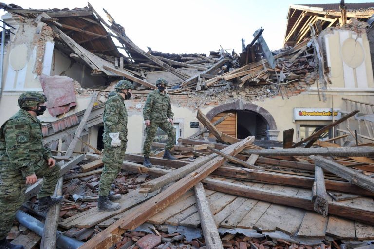 Szlovénia leállítja atomerőművét a horvát földrengések miatt