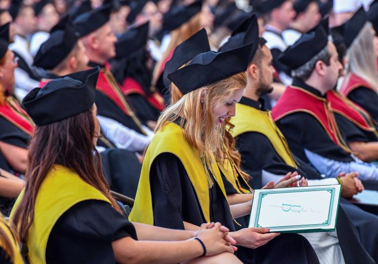 Hátrányt szenvednek a diplomás nők a munkaerőpiacon