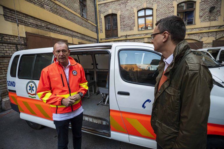 Győrfi Pál: az emberek kezdik érezni, hogy a vakcina jó és biztonságos