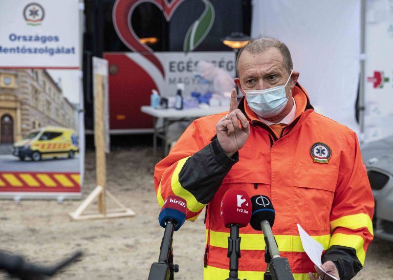 Győrfi Pál is megkapta a koronavírus elleni védőoltást, másoknak is javasolja