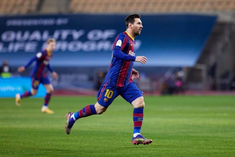Messi egy komolyabb „pofonba” futhat bele a történelmi piros lapja után