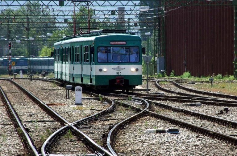 Legalább kétszázan éltek át szexuális zaklatást a gödöllői HÉV-en