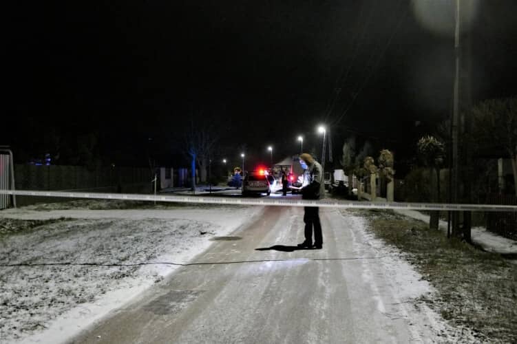 Kegyetlen gyilkosság Balatonszemesen: kalapáccsal ütötte, majd elvágta az apja nyakát