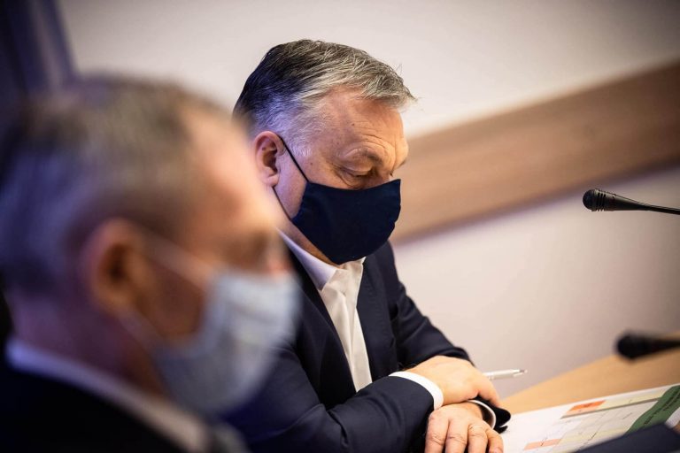 Orbán Viktor bejelentette, emelt szintű készültséget rendelt el az összes kórházban