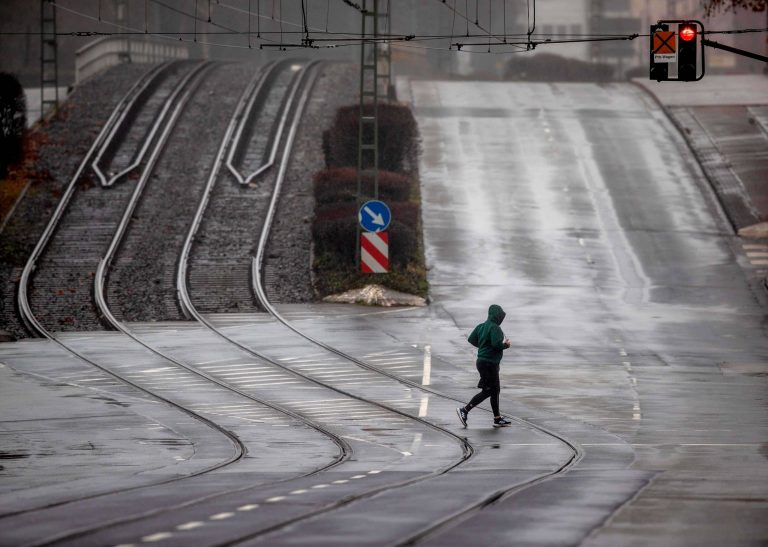 Az időjárás vizsgálatával is meg lehet jósolni egy koronavírus-hullámot