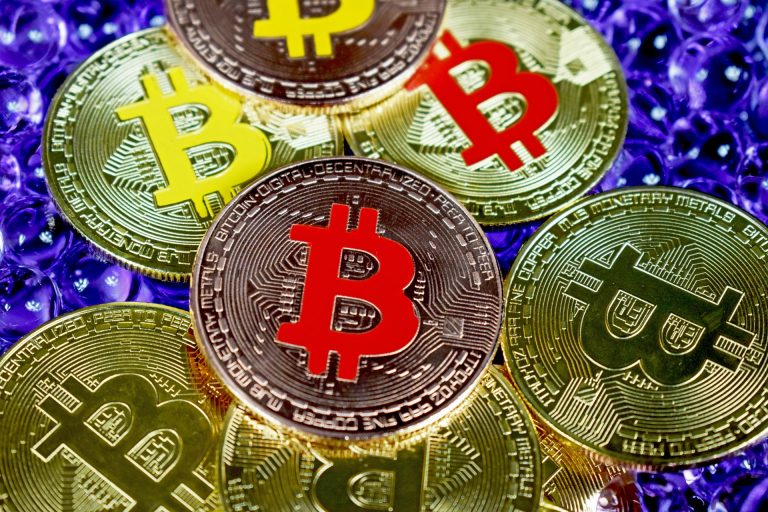 Jelentősen visszaesett a bitcoin árfolyama