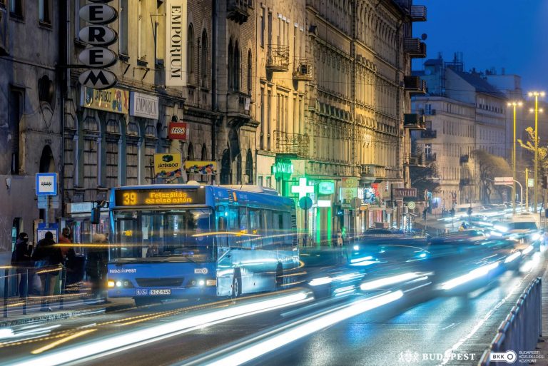 Döntés született a budapesti buszok elejének lezárásáról