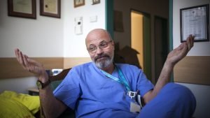 Zacher Gábor szerint túl lazán kezeljük a járványt