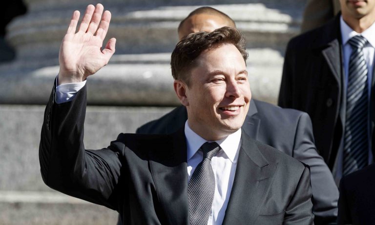 Technokirályra változtatta titulusát Elon Musk