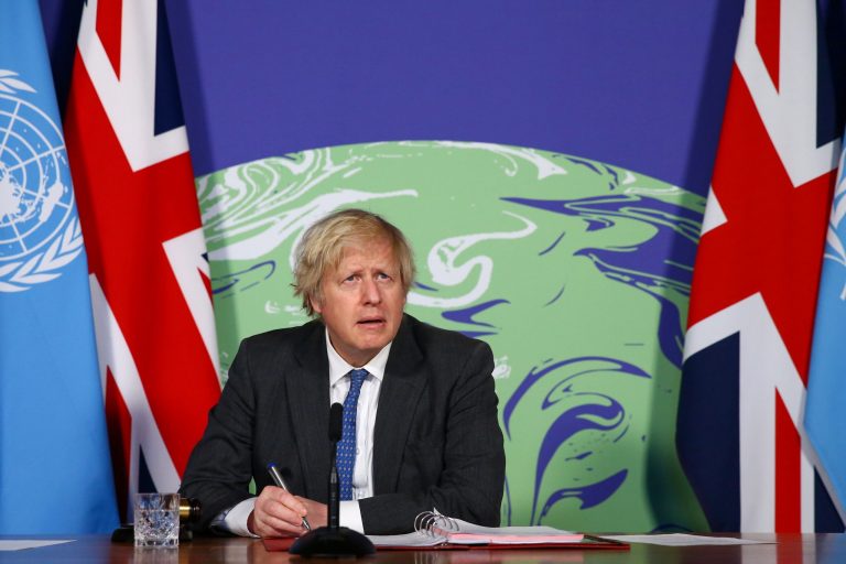 Aggasztó döntést hozott Boris Johnson az atomfegyvereket illetően