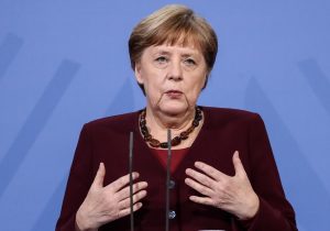 Nyugtalanító hírt közölt az indiai variánsról Angela Merkel
