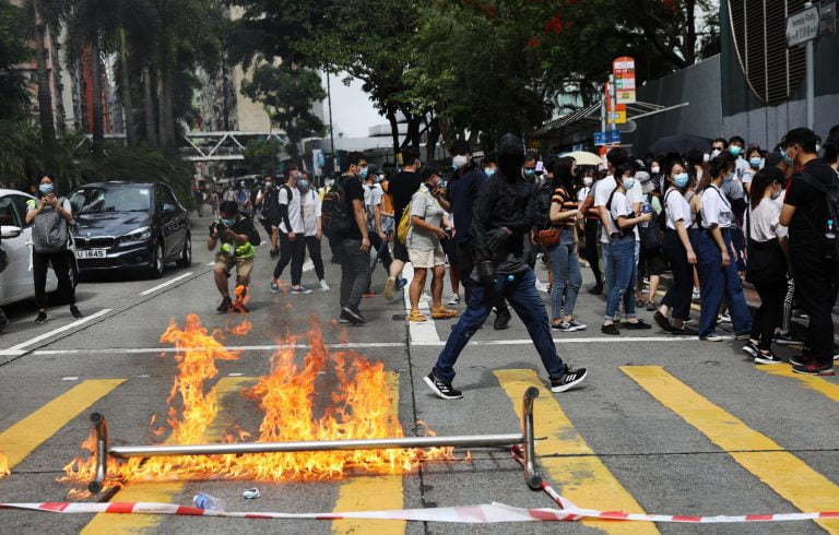 Menekítik a pénzüket Kína elől a hongkongiak, meg is találták a célállomást